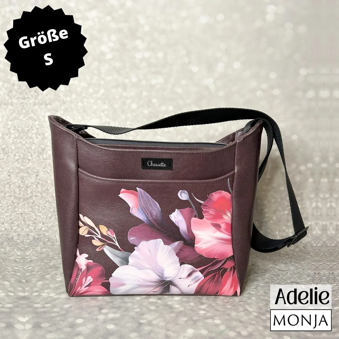 Kleine Tasche mit Blumenmotiv