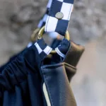 Detailansicht der Tasche Lakrimosa von Monja